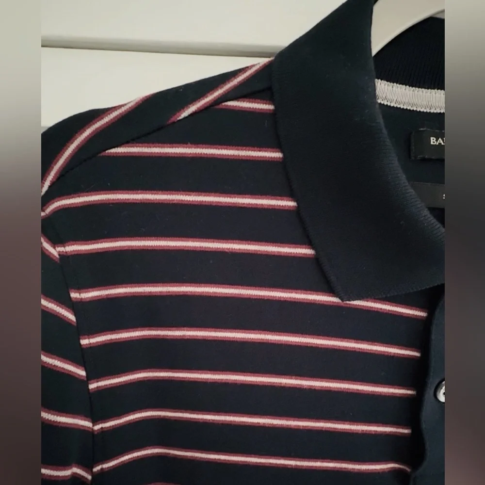 Banana Republic S Luxury Touch Polo Standard Fit Navy/ Burgundy Striped Polo